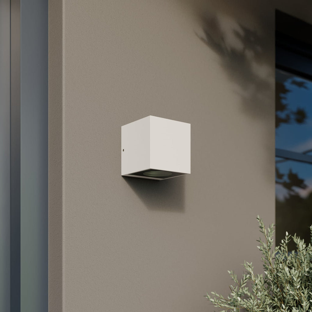 LED utevegglampe Tassnim dimbar hvit aluminium 12 cm detalj