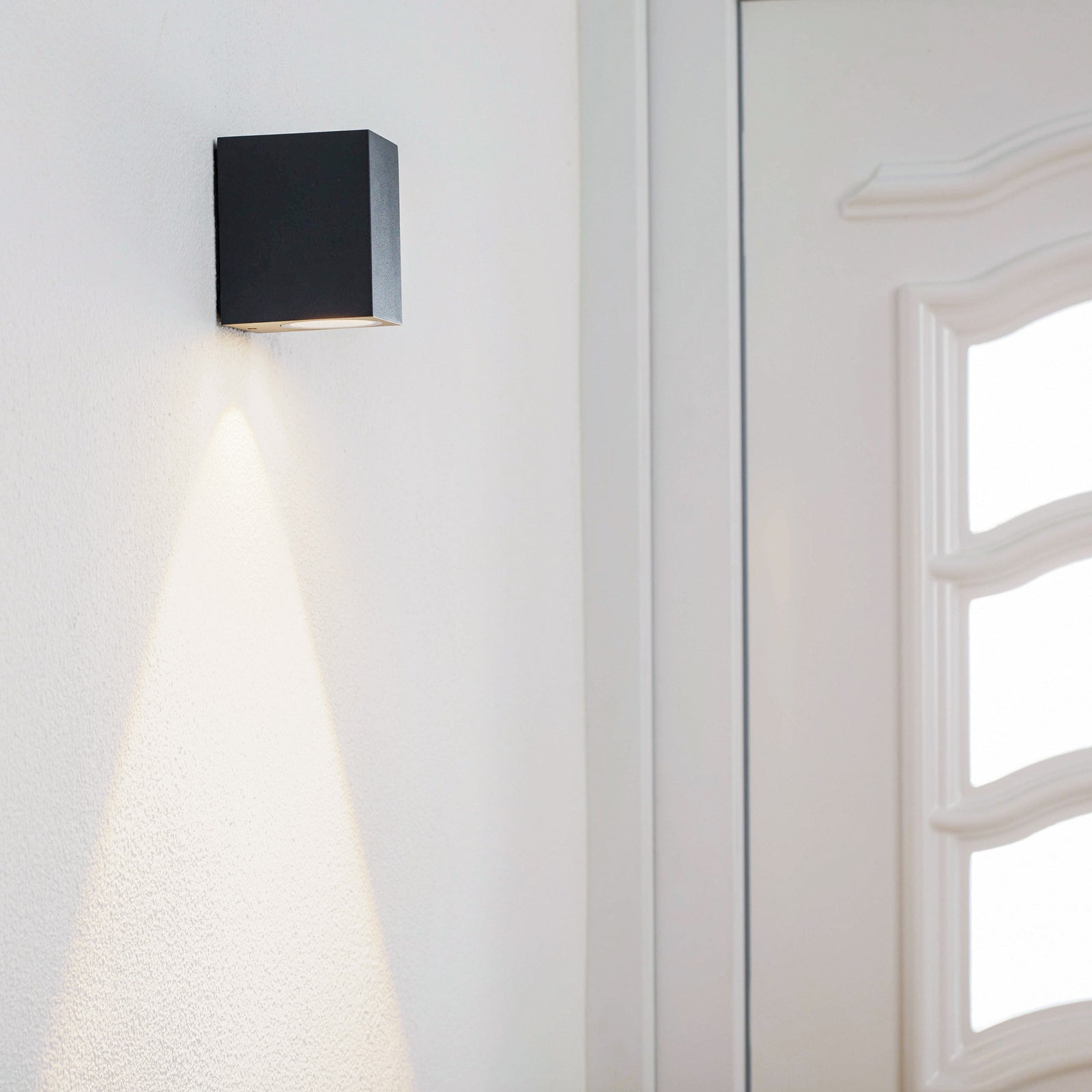LED utevegglampe Tavi antrasitt bakside