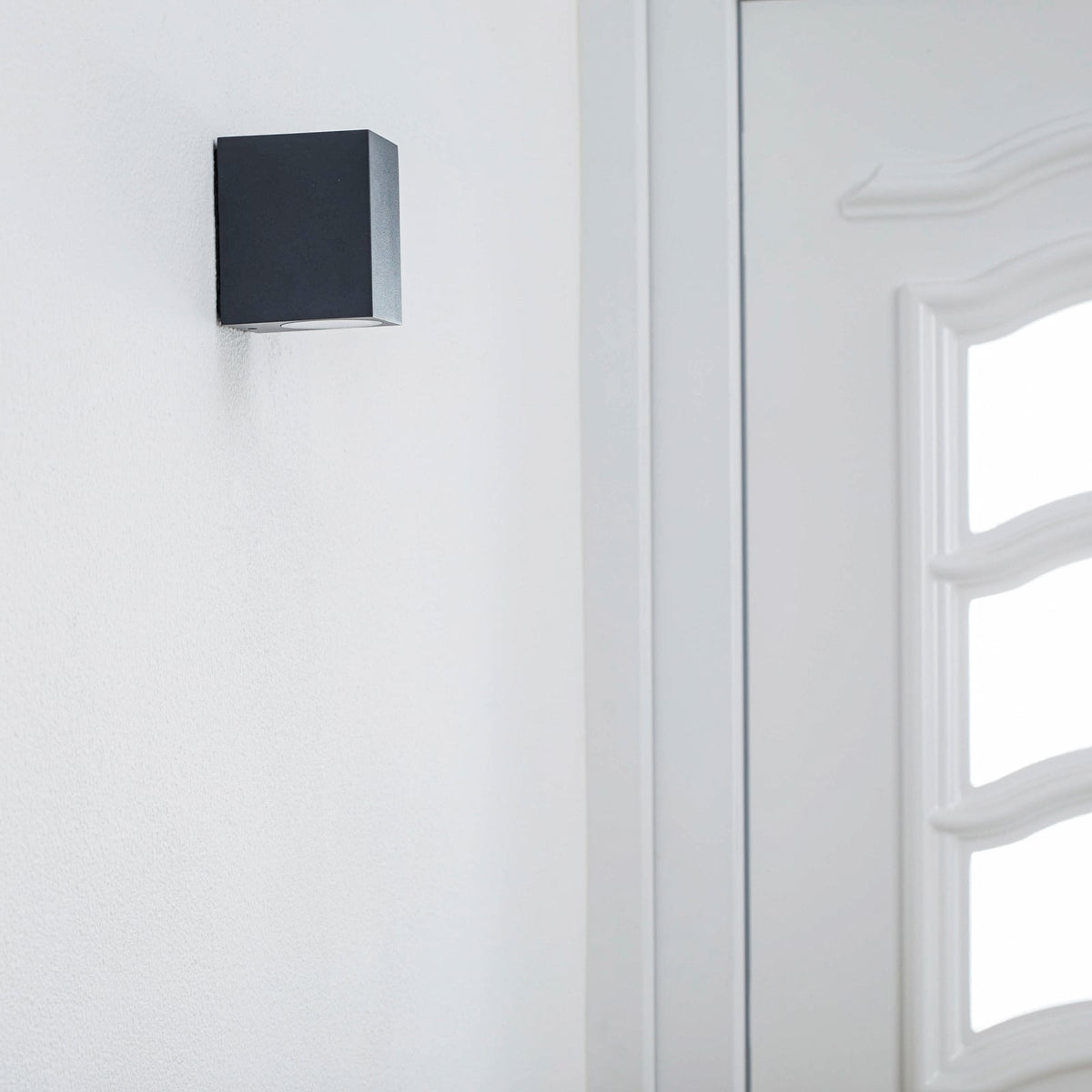 LED utevegglampe Tavi antrasitt detalj