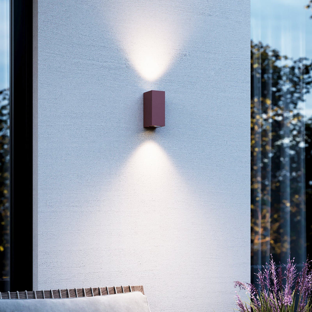 Montert LED utevegglampe Tavi opp/ned rustfarget aluminium IP54