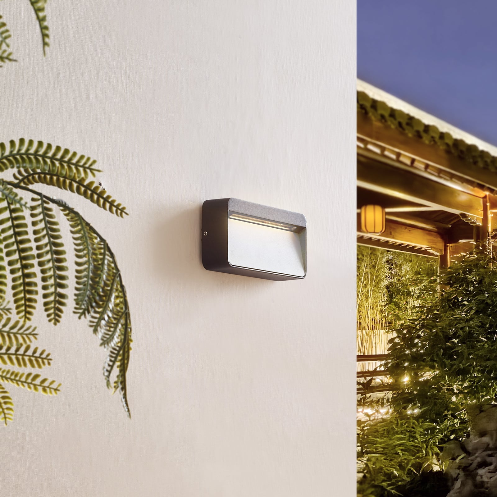 LED utevegglampe Tiburia svart aluminium bakside