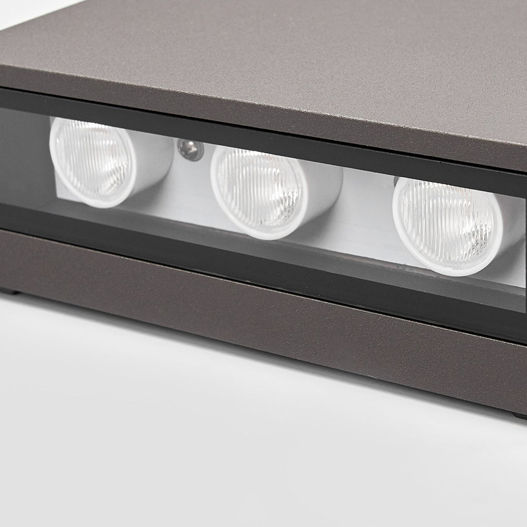 LED utevegglampe Trixy antrasitt aluminium nærbilde av materiale
