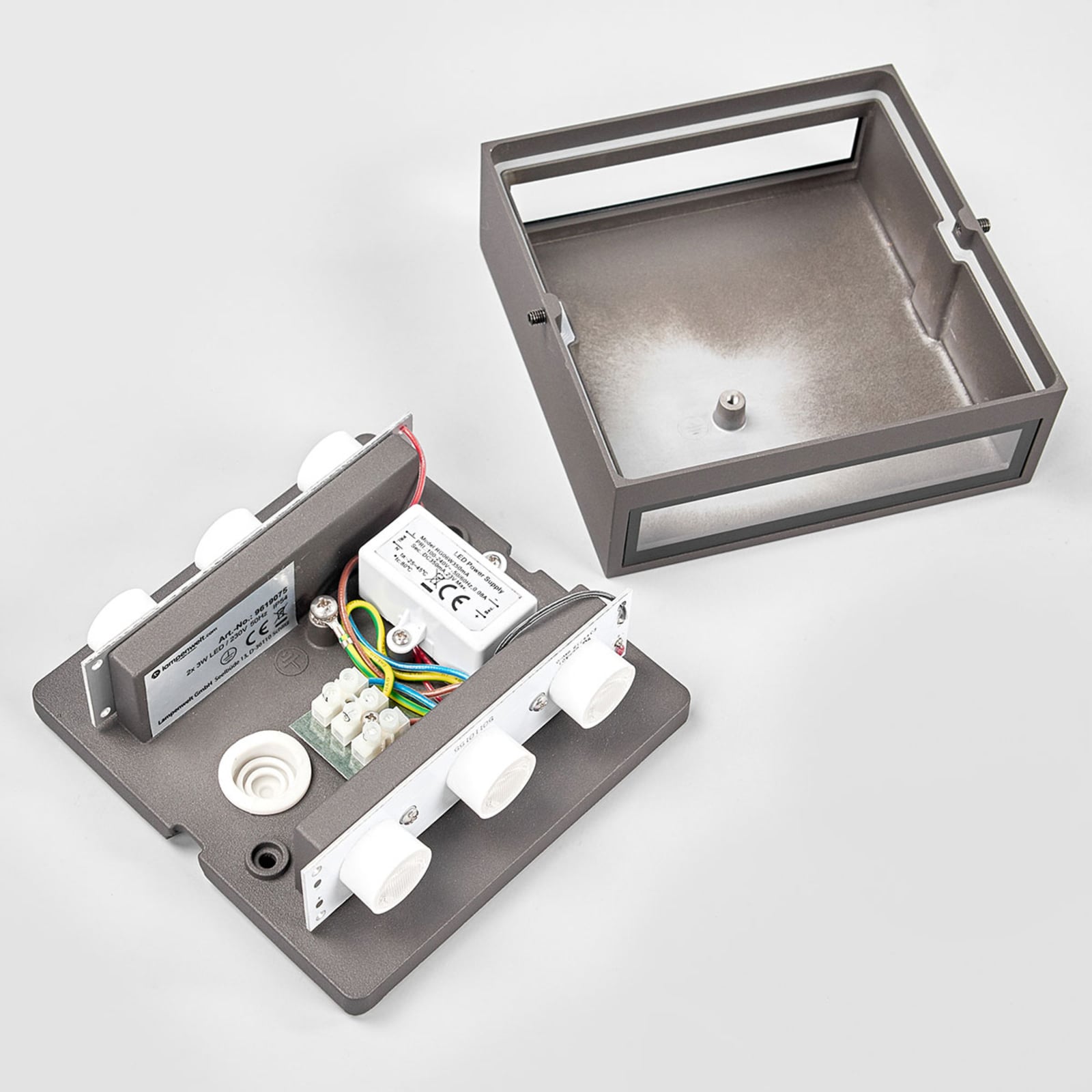 LED utevegglampe Trixy antrasitt aluminium sideprofil