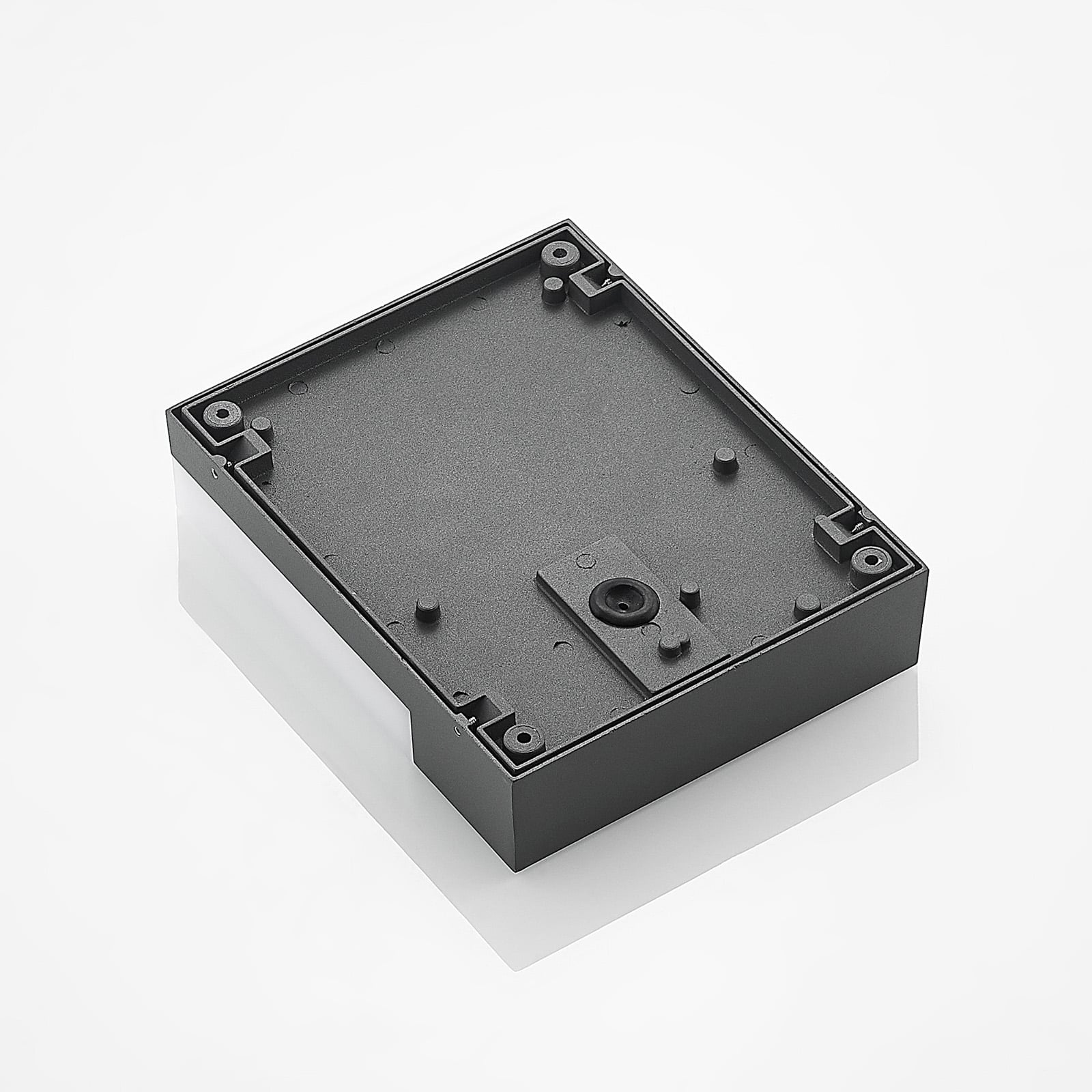 Detalj av LED utevegglampe Vanira kantet aluminium IP54
