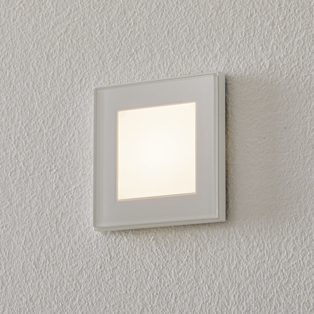 LED vegginnbyggingslampe Accenta kvadratisk hvit 315lm 3W forfra