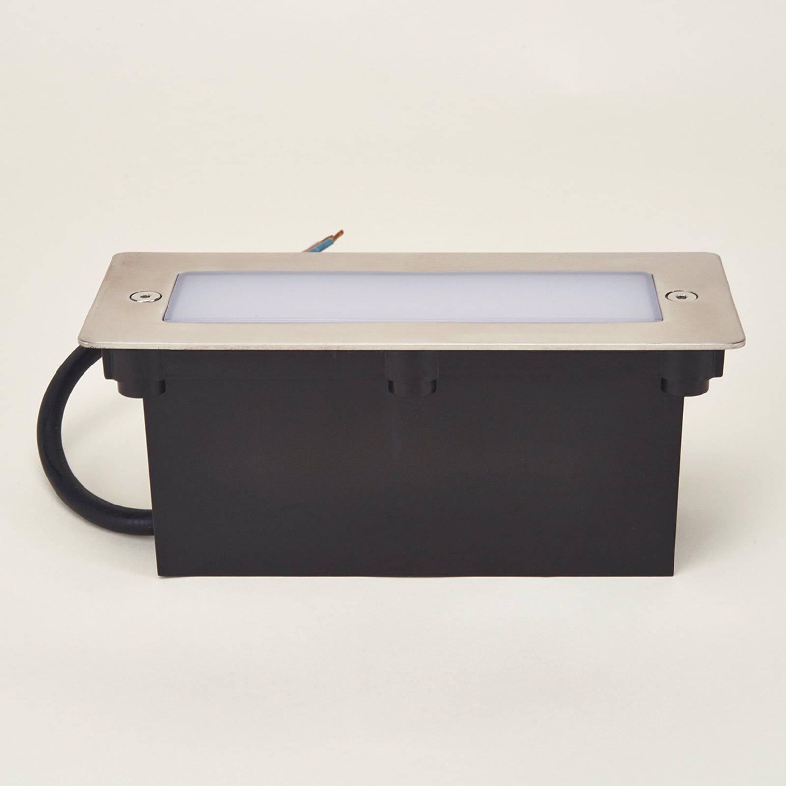 LED vegginnbyggingslampe Holly rustfritt stål 17 cm IP65 installasjonsdetalj