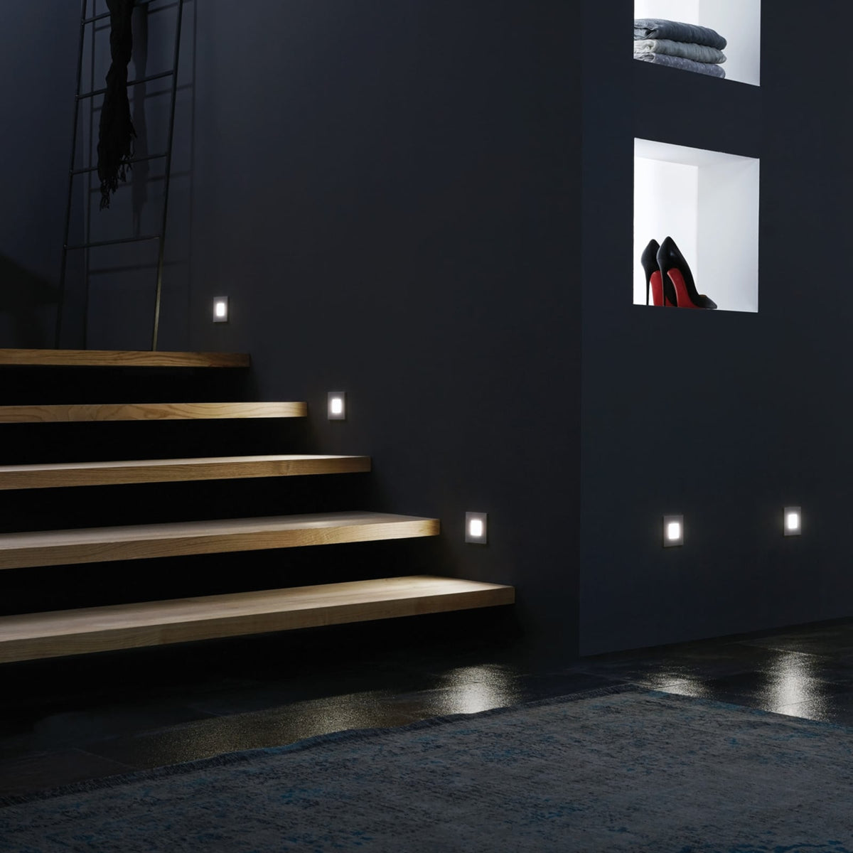 LED vegginnbyggingslampe Wall F grå montert