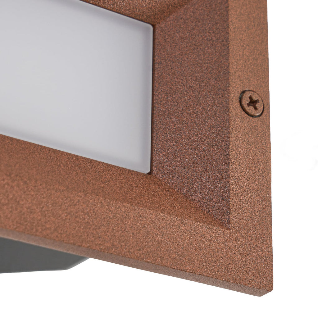 LED vegginnbyggingsspot Lachlain rustfarget lysdetalj