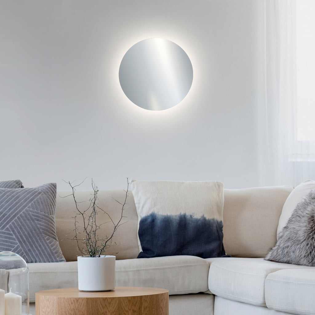 LED vegglampe Akku Puntua dimbar krom detalj av overflate