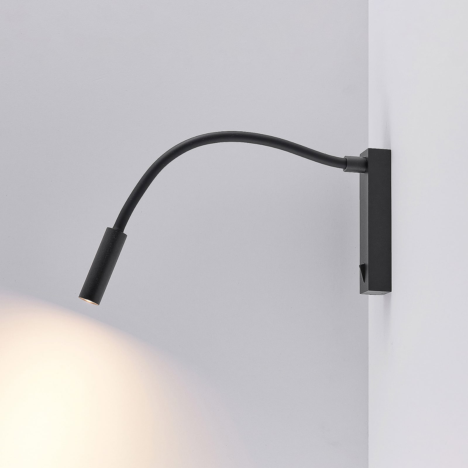 LED vegglampe Arok svart aluminium utspring 49 cm 7W justerbar arm