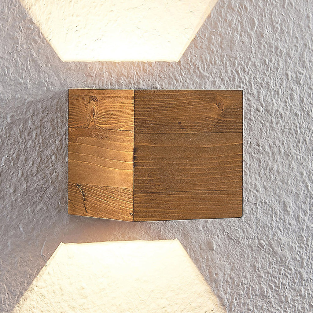 LED vegglampe Benicio tre opp og ned 11 cm varmhvit forfra
