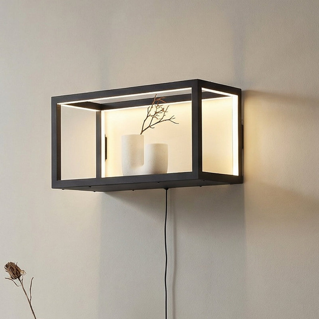 LED vegglampe Birta med hylle og USB 51 cm dimbar svart forfra