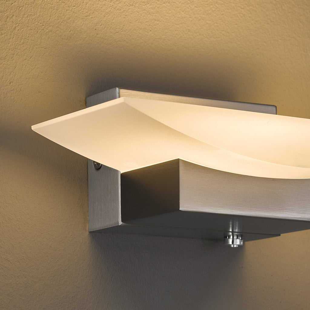LED vegglampe Bowl CCT dimbar nikkel 30 cm nærbilde