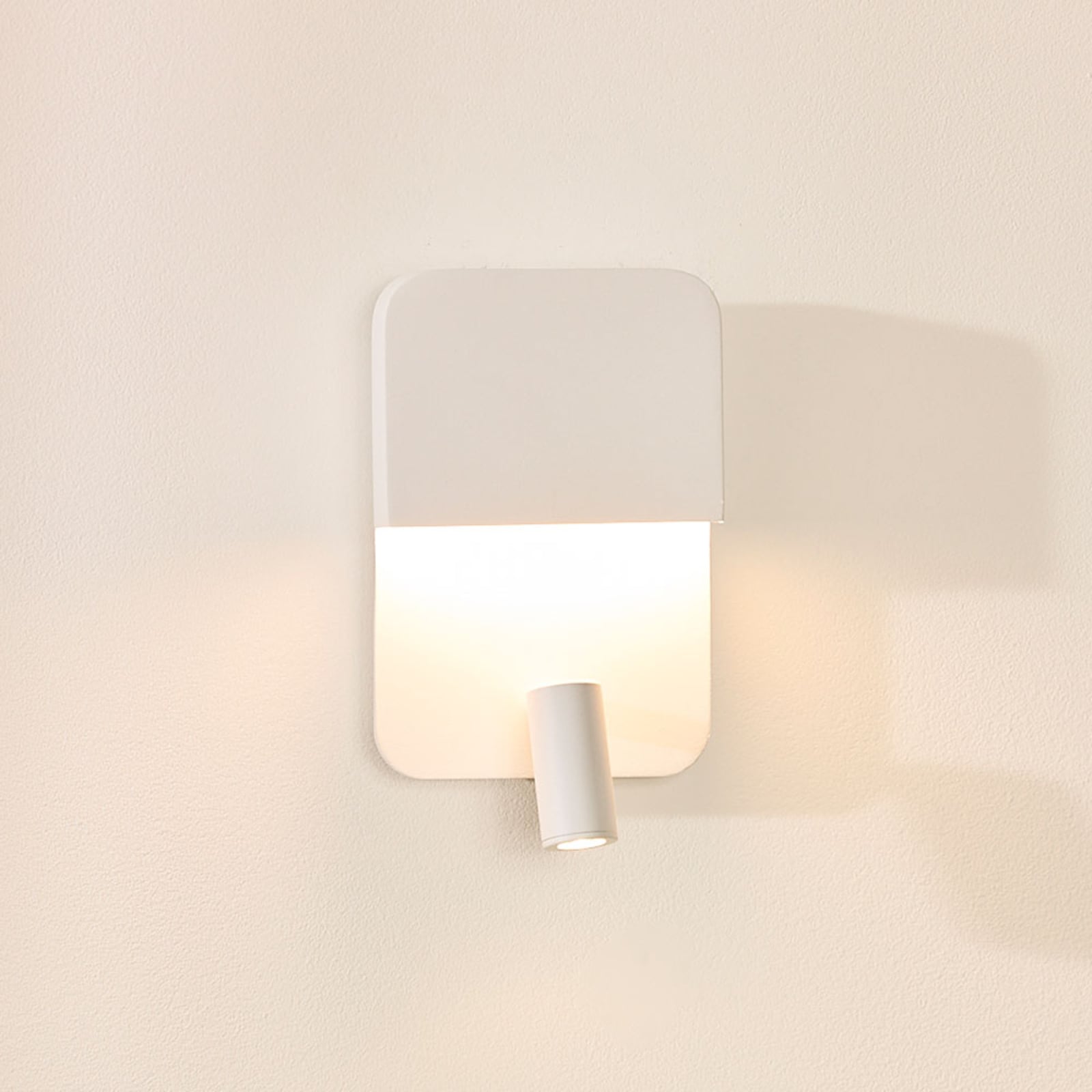 LED vegglampe Boxer med spot hvit stål med bryter forfra