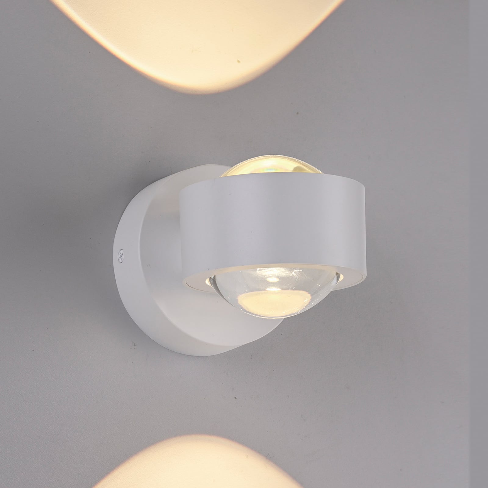 LED vegglampe Chia hvit opp og ned forfra