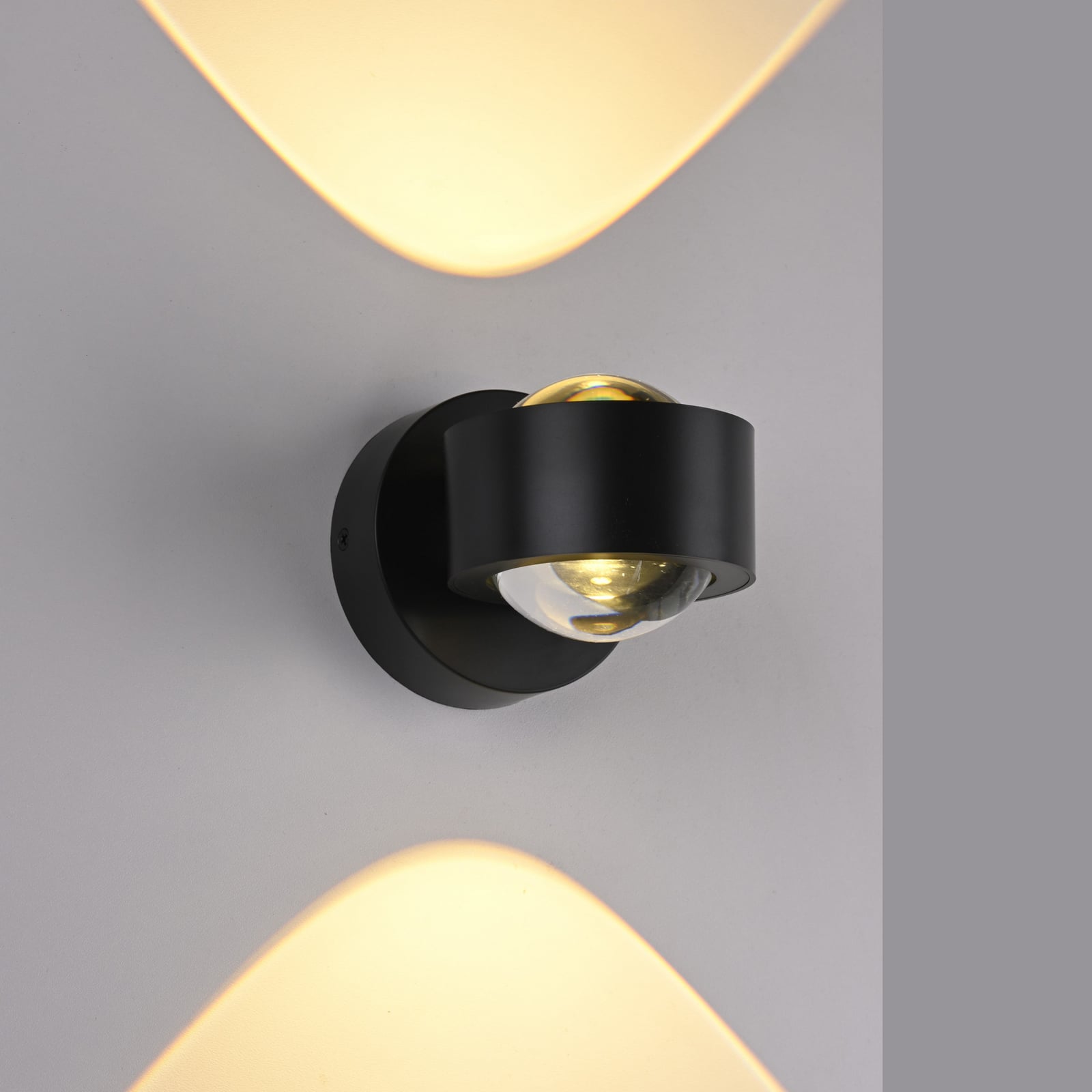 LED vegglampe Chia oppladbar dimbar med fjernkontroll svart med USB-kabel