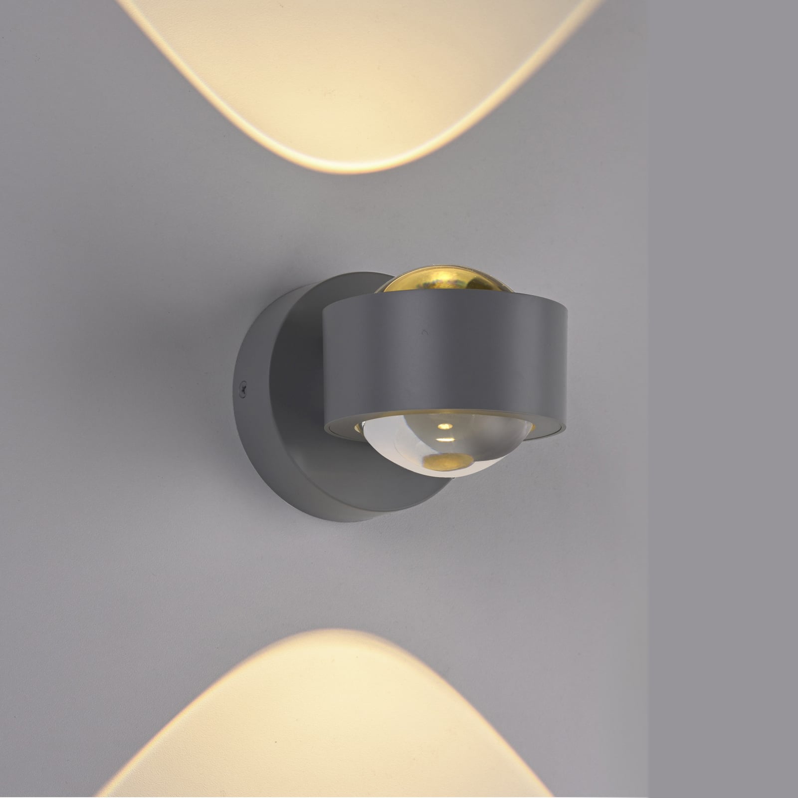 LED vegglampe Chia oppladbar dimbar sølv med fjernkontroll USB-ladekabel