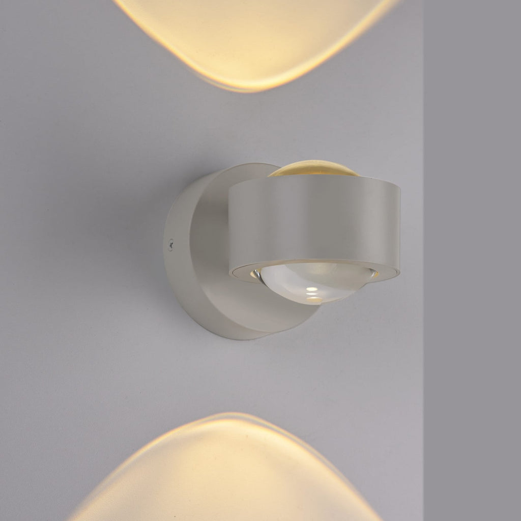 LED vegglampe Chia oppladbar med fjernkontroll sand side