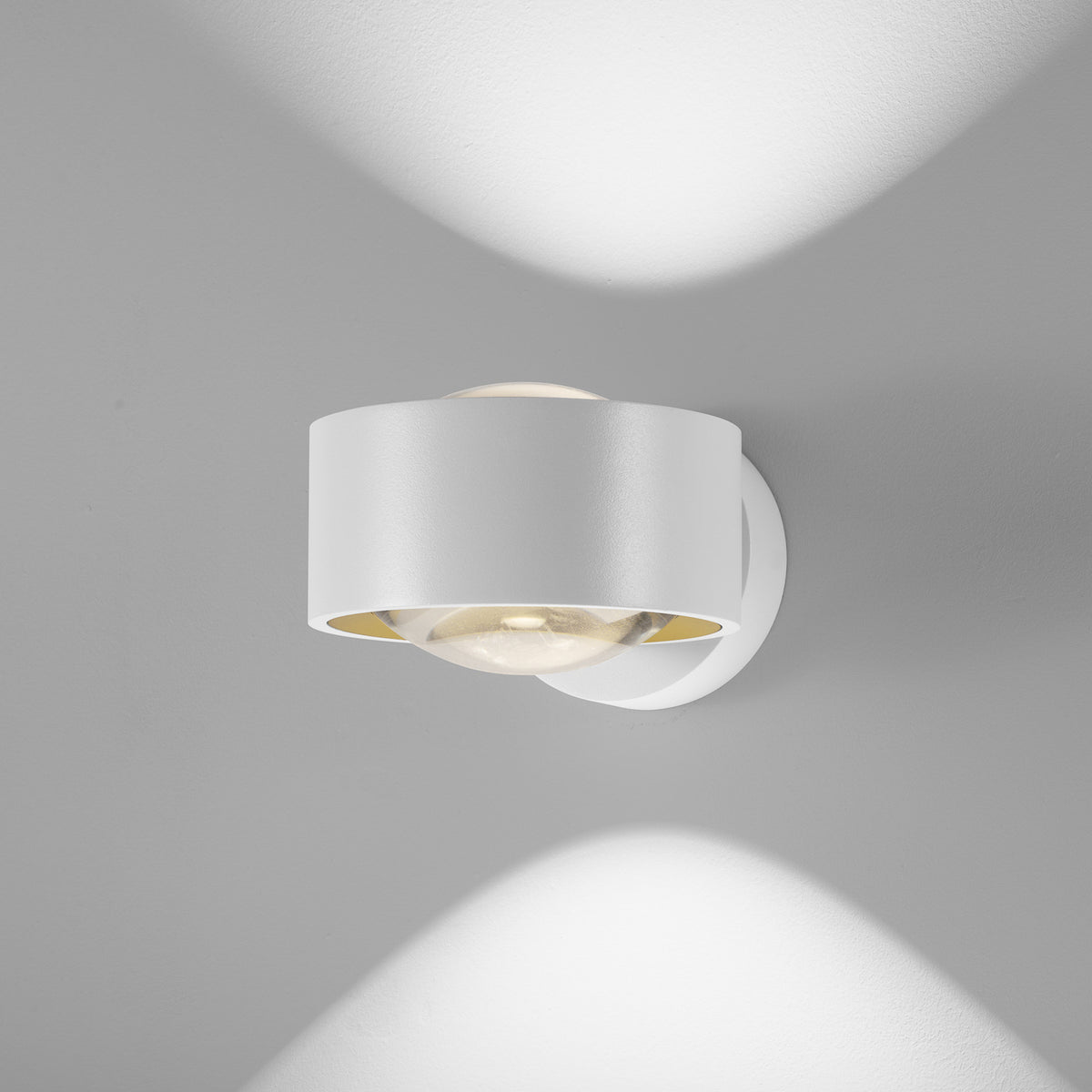 LED vegglampe Clippo Optic hvit/gull dimbar dreibar Ø12 cm detalj
