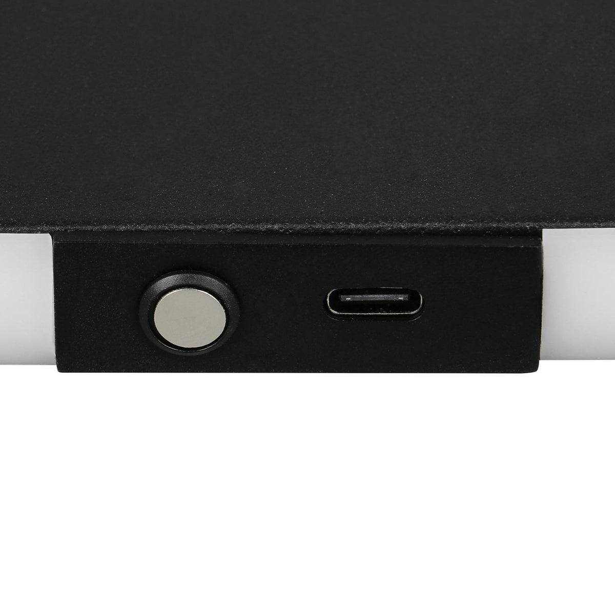 LED vegglampe Conchita med USB-C ladeport