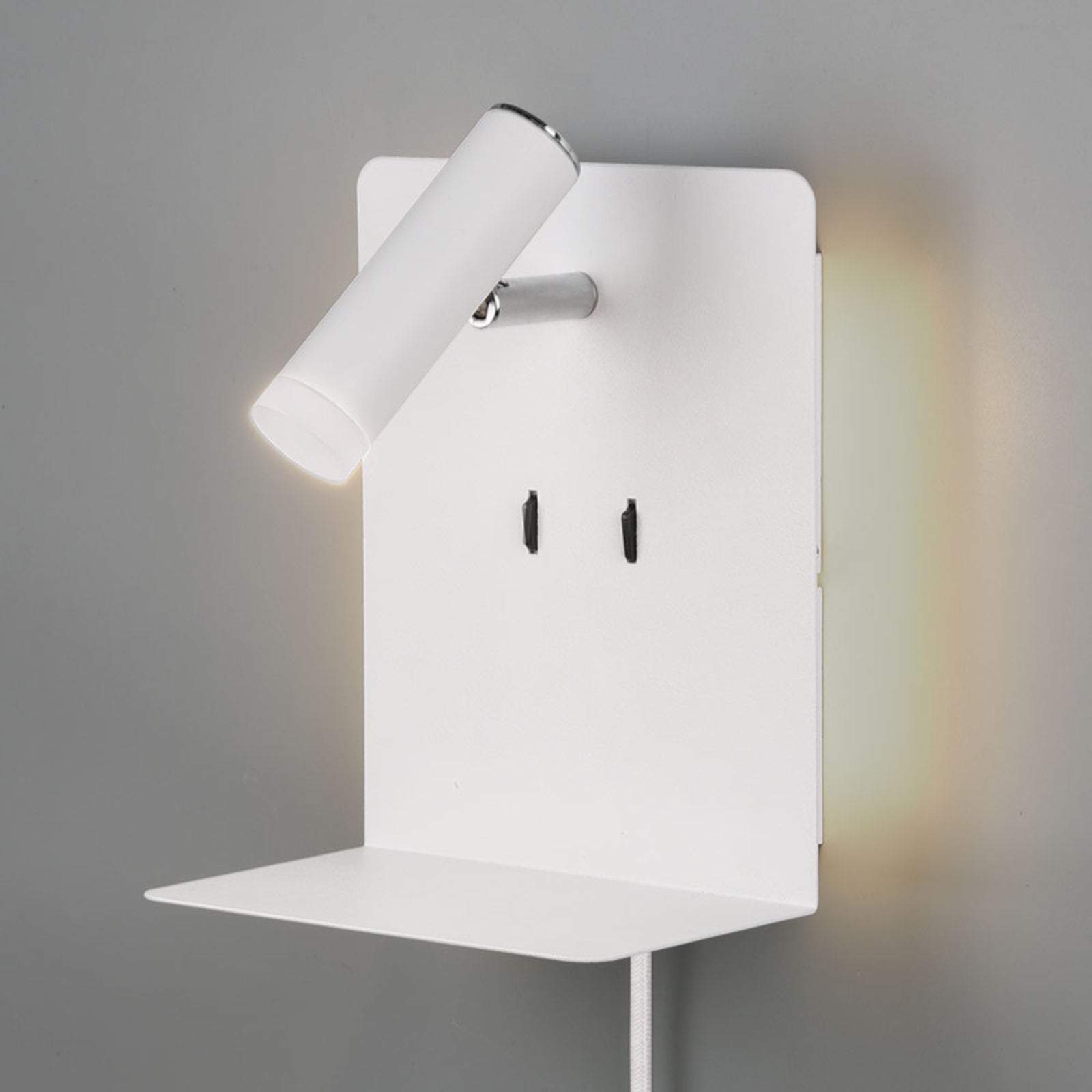 LED vegglampe Element med hylle og USB hvit matt detalj av USB-port