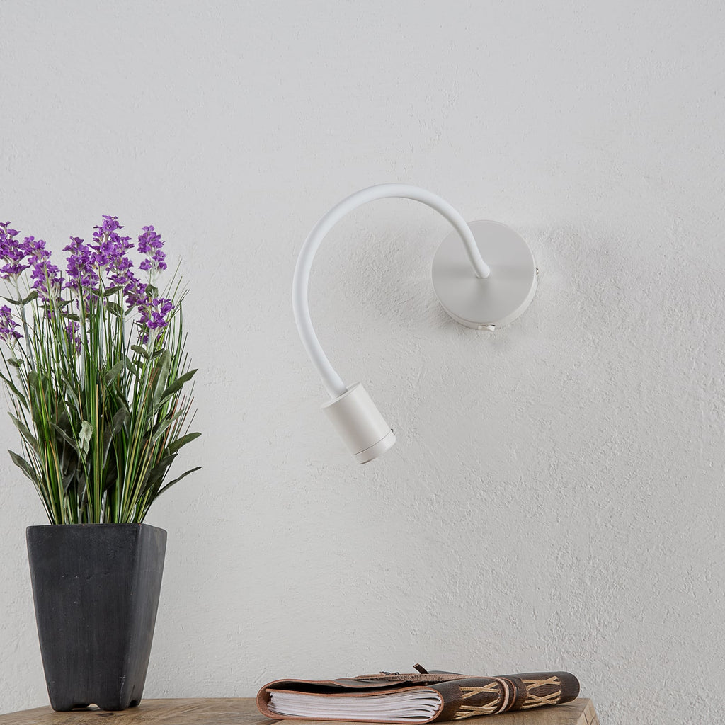 LED vegglampe Focus fleksibel arm hvit 3W med bryter bakside