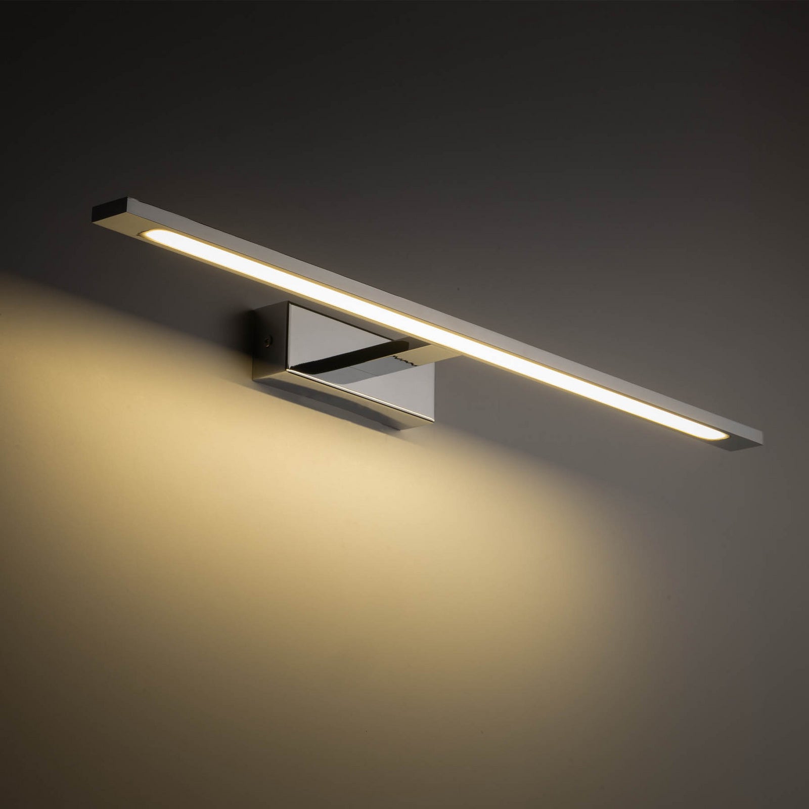 LED vegglampe Gallery krom 62 cm installasjon