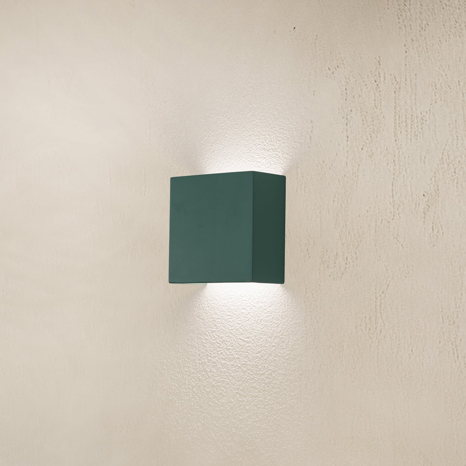 LED vegglampe Gianto opp og ned grønn 3,6W varmhvit forfra