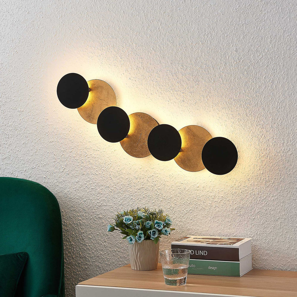 LED vegglampe Grazyna 7-lys svart/gull bakside