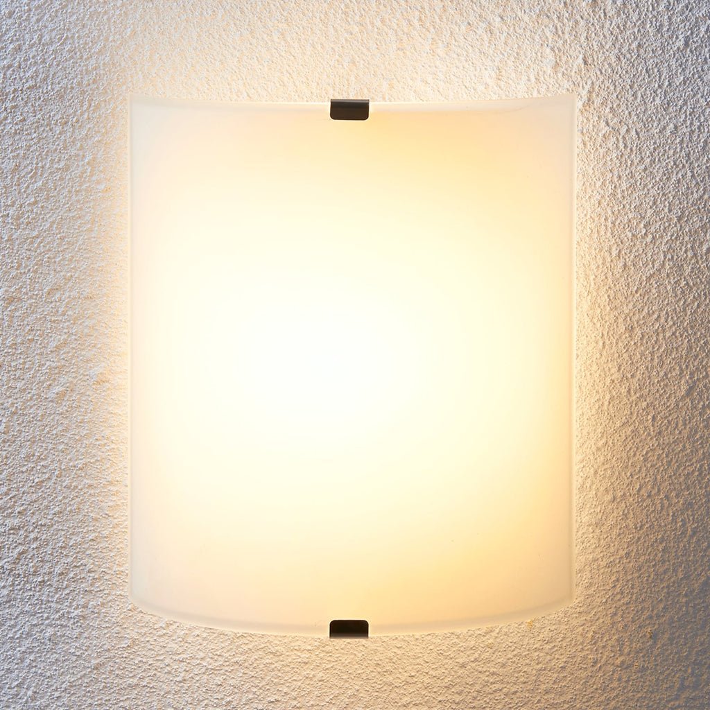 Detaljbilde LED-vegglampe Helmi halvrund glass satinert
