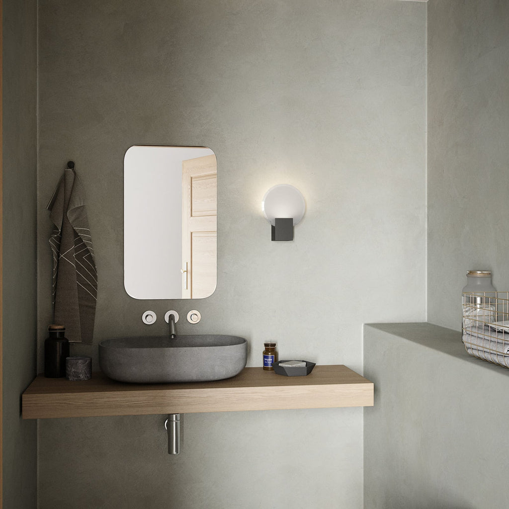 LED vegglampe Hester dimbar IP44 svart sideprofil