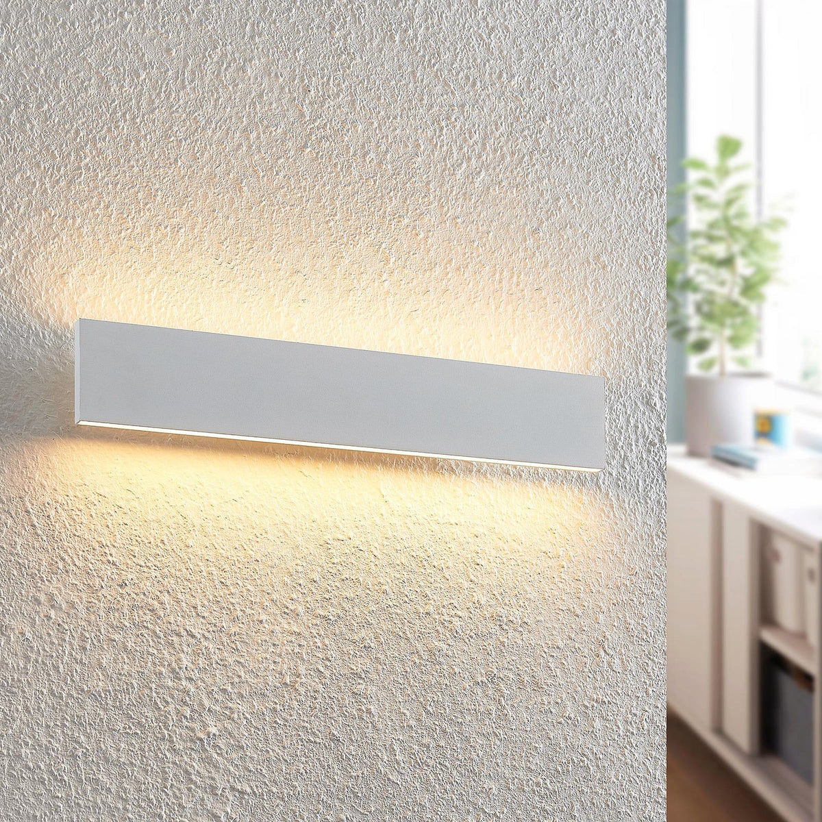 LED vegglampe Ignazia opp og ned dimbar hvit forfra