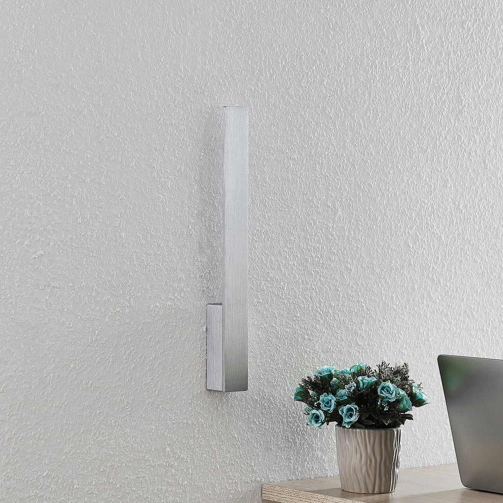 LED vegglampe Ivano aluminium børstet 43 cm detalj av armatur