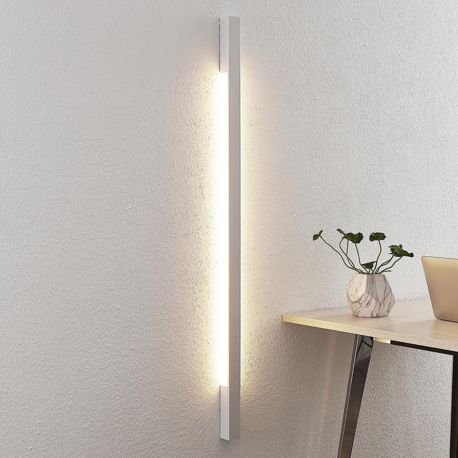 LED vegglampe Ivano aluminium hvit 130 cm forfra