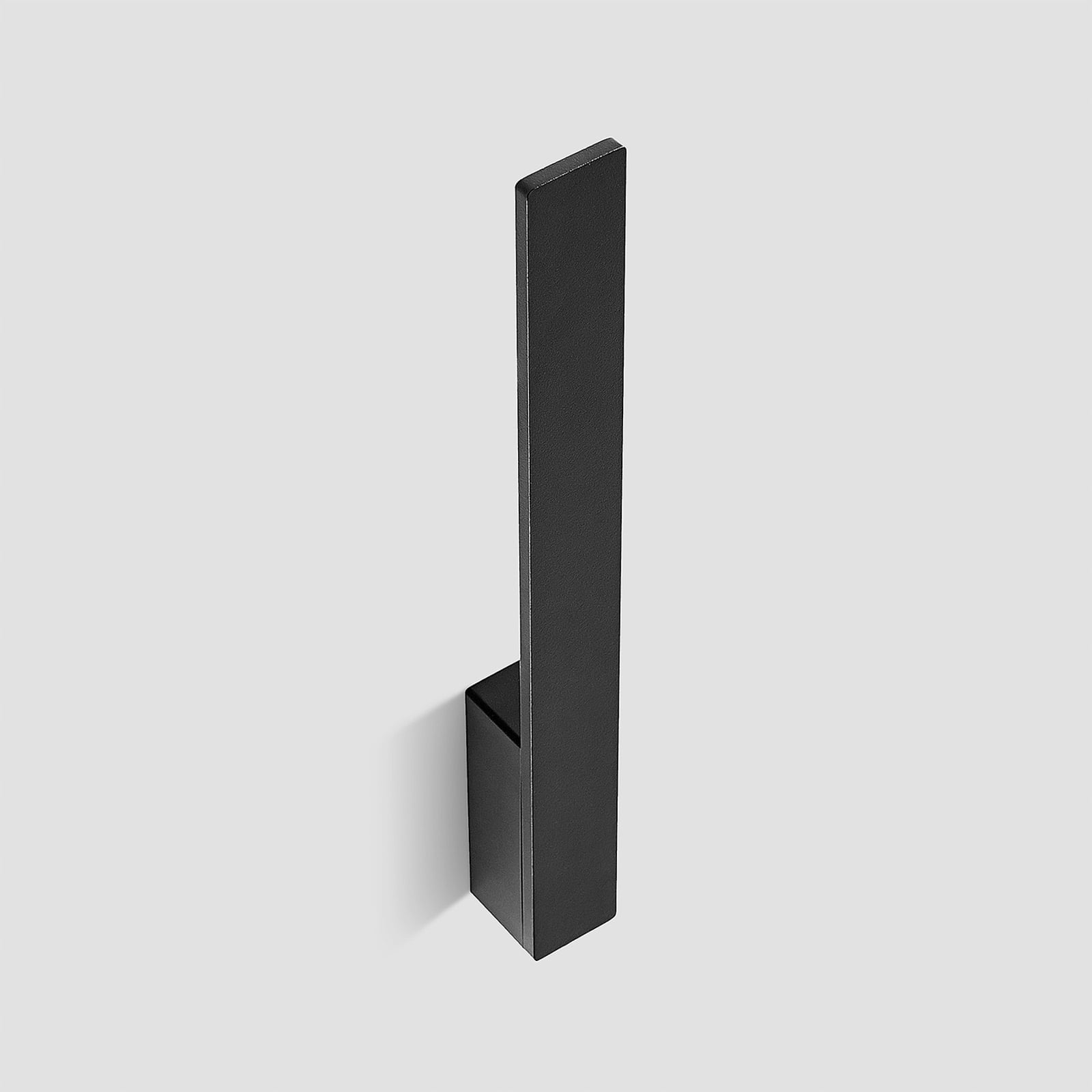 LED vegglampe Ivano svart aluminium sideprofil