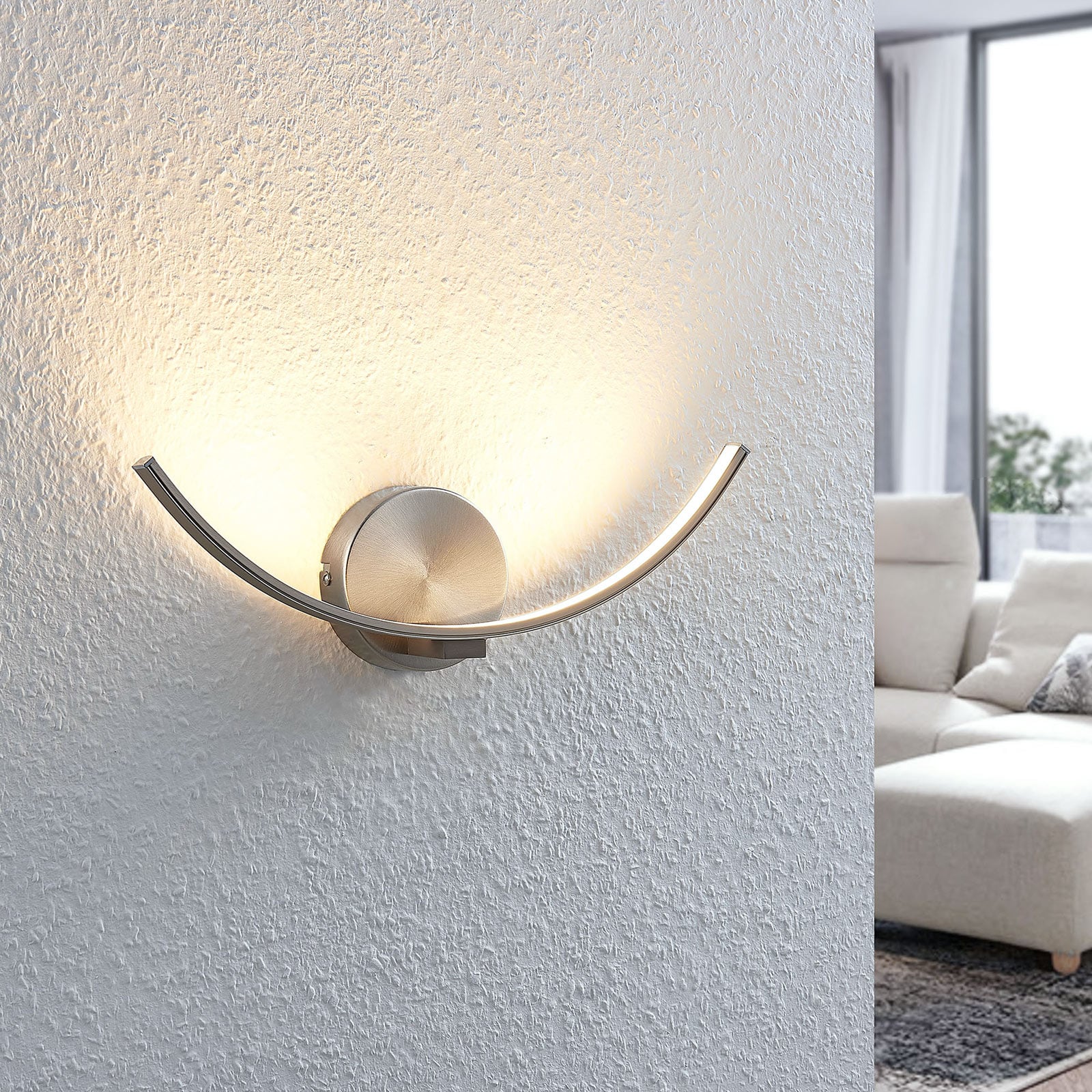 LED vegglampe Iven buet nikkel 34 cm bakside