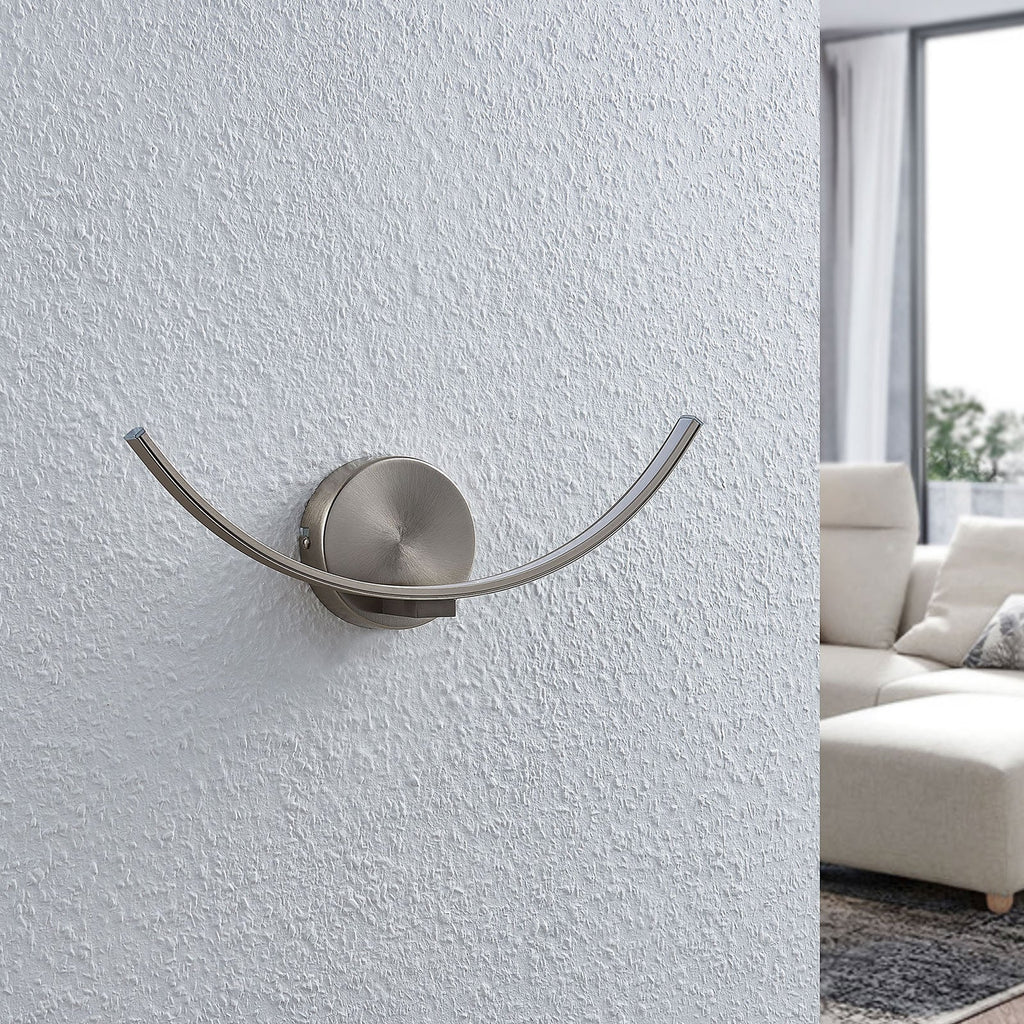 LED vegglampe Iven buet nikkel 34 cm detalj av metall