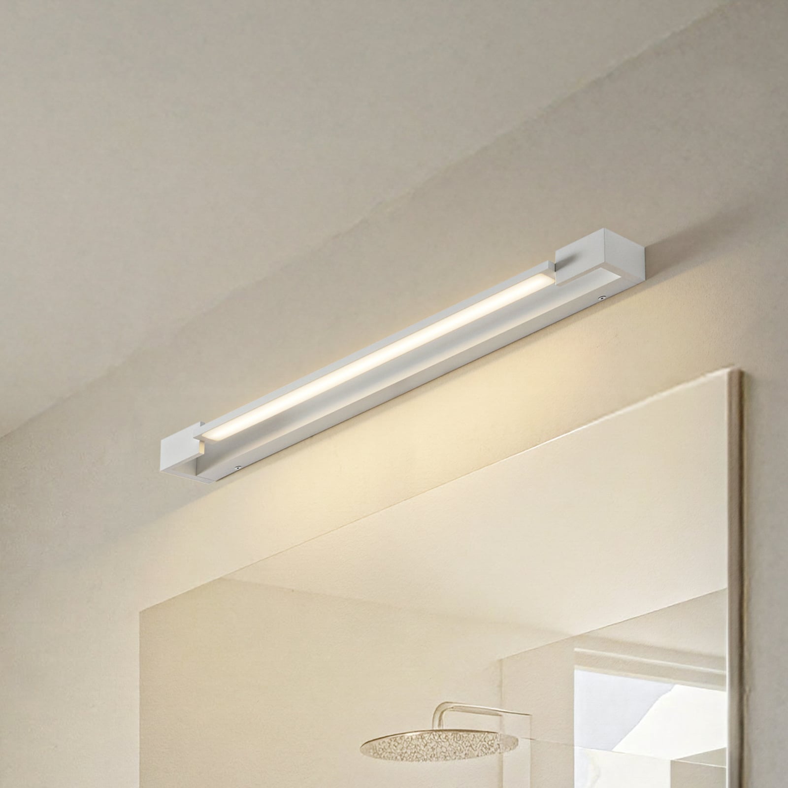 LED vegglampe Jora svingbar hvit 60 cm IP44 17W foran