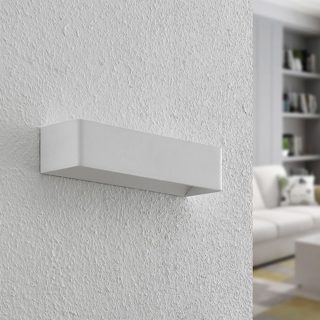 LED vegglampe Karam opp og ned dimbar hvit bakside