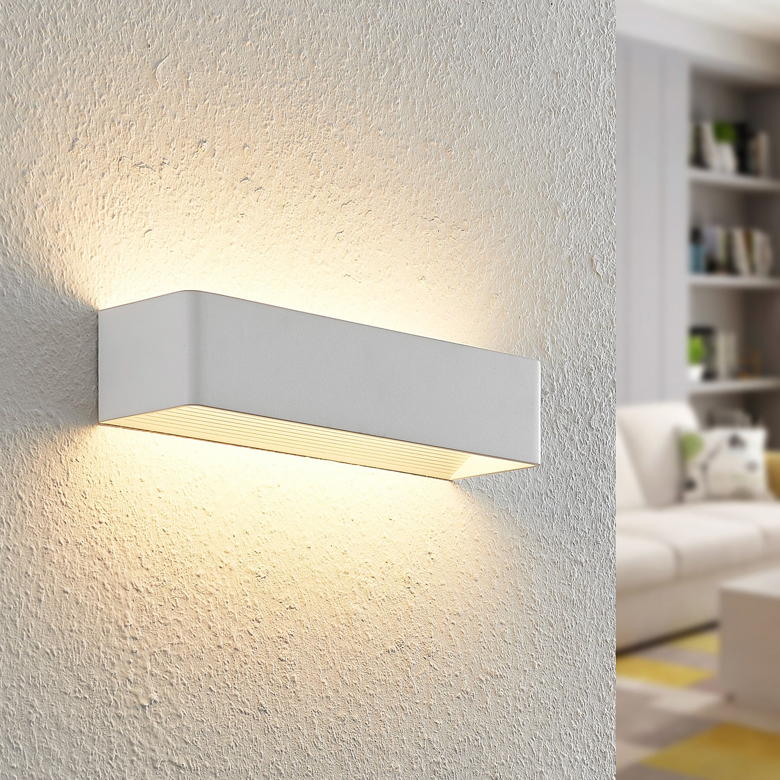 LED vegglampe Karam opp og ned dimbar hvit forfra
