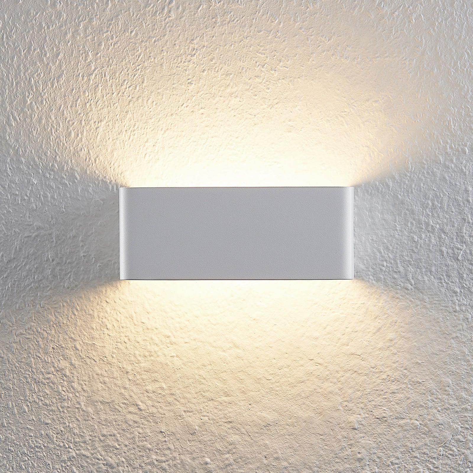 LED vegglampe Karam opp og ned hvit aluminium lysbilde nedover