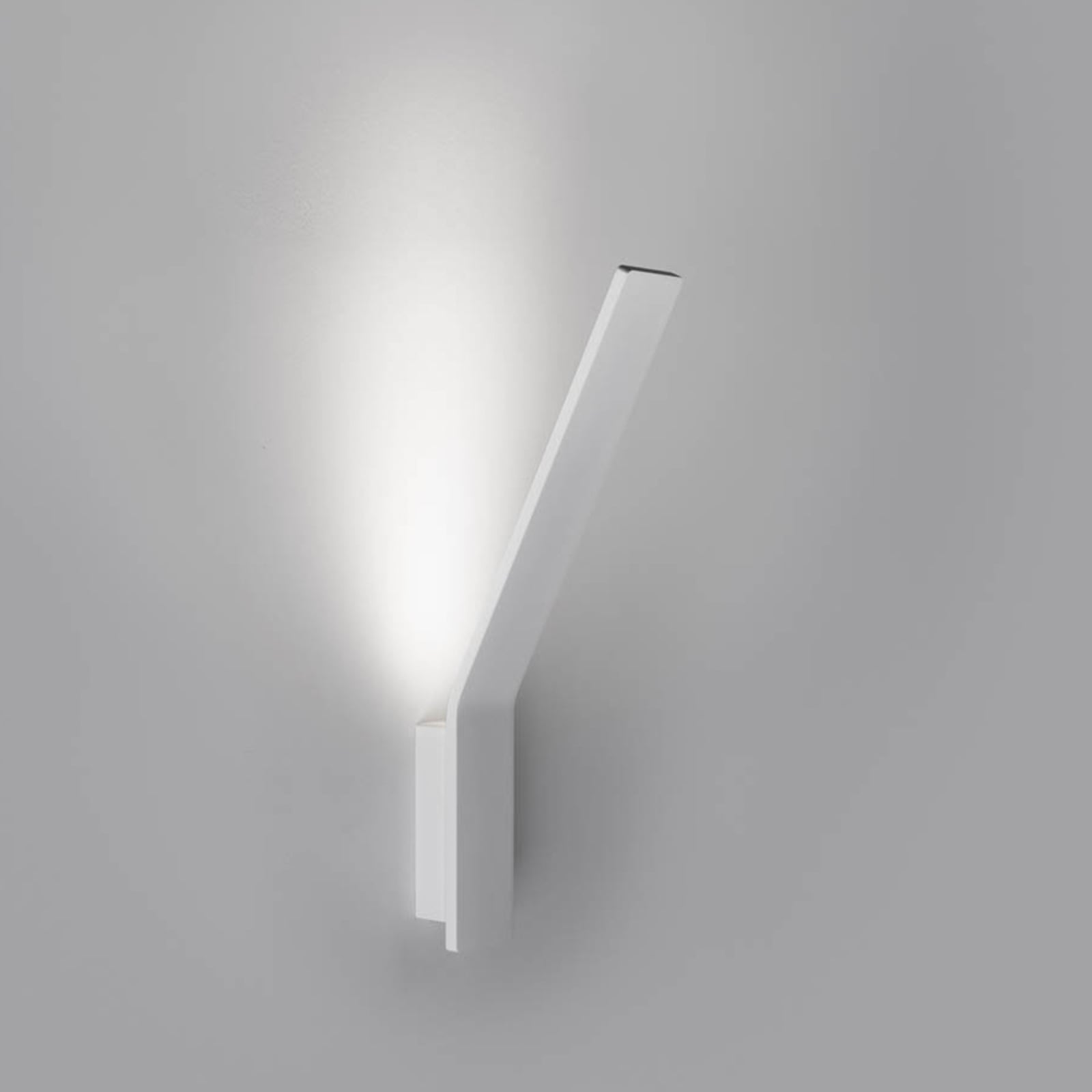 LED vegglampe Lama indirekte lys hvit 3000K CRI90 nærbilde
