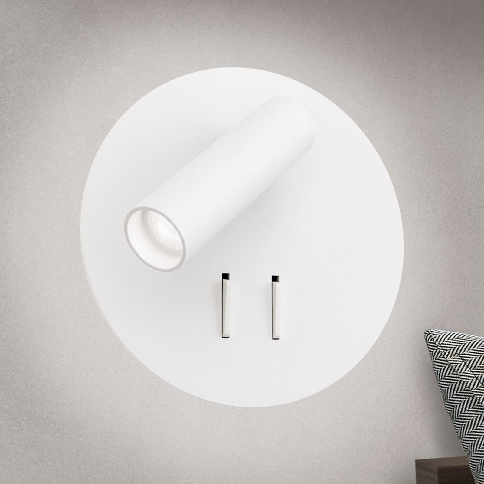LED vegglampe Lenny med spot og indirekte lys hvit front
