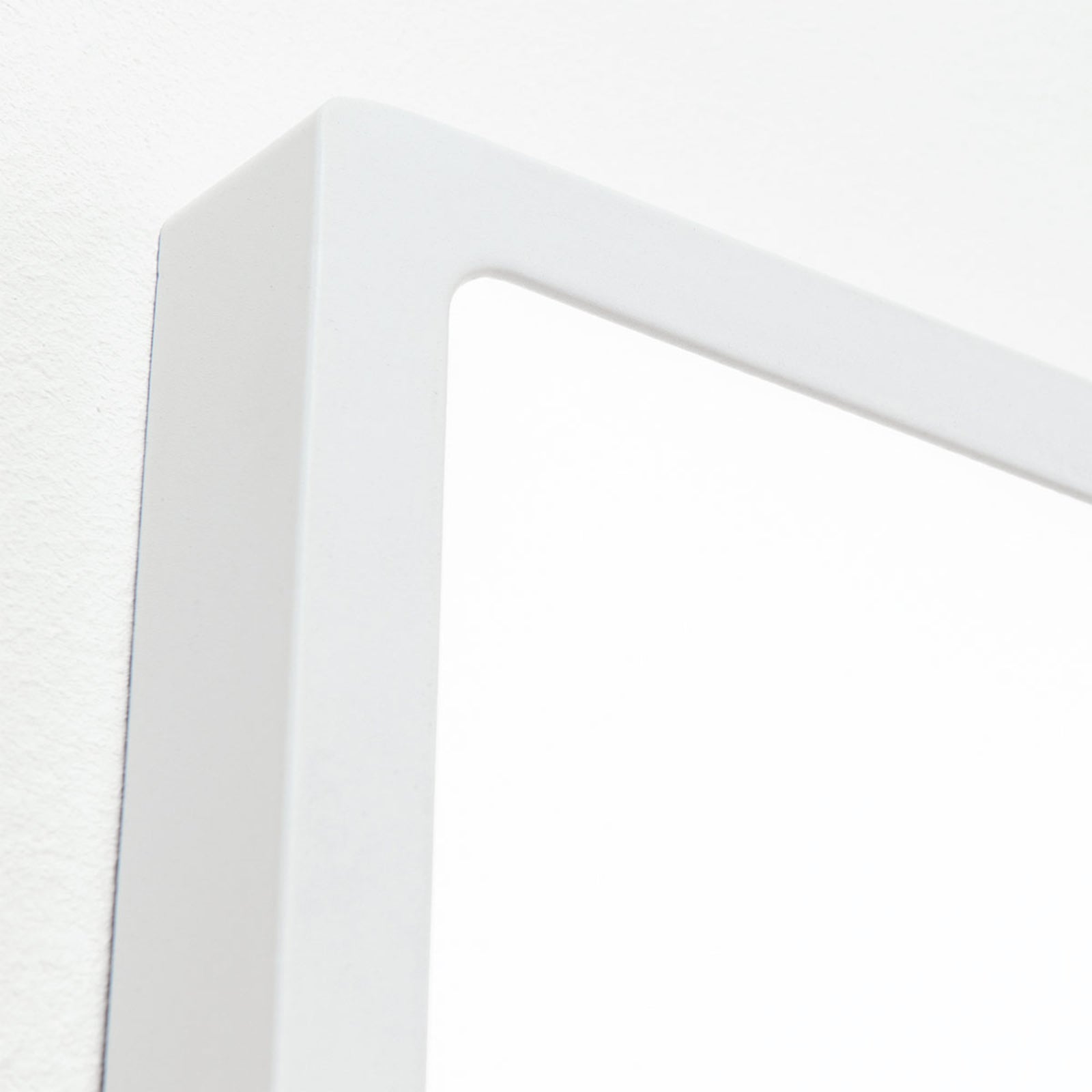 Nærbilde av LED-vegglampe Lero firkantet 60x60 cm 48W varmhvit lys
