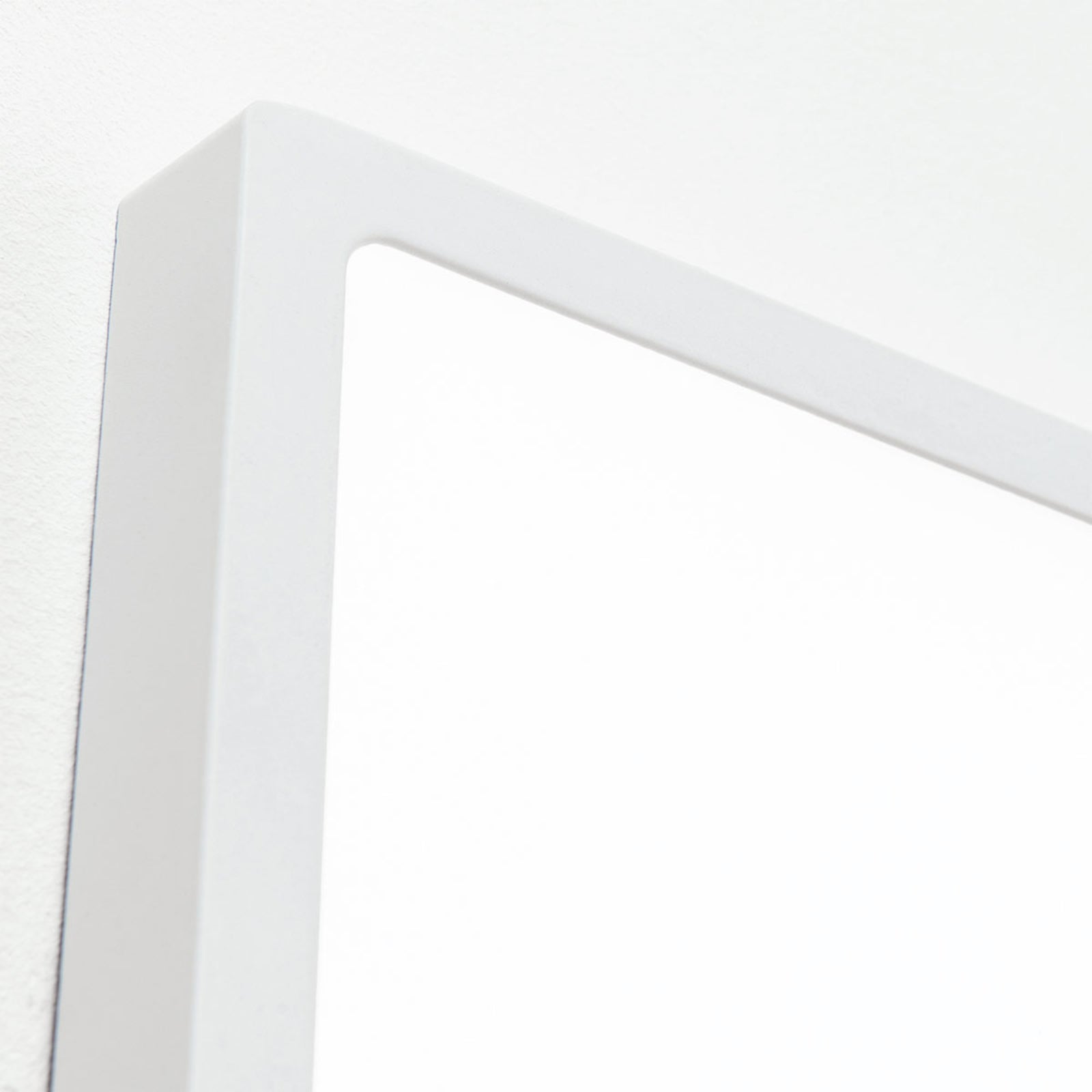 LED vegglampe Lero kvadratisk hvit 40x40 cm 30W varmhvit nærbilde