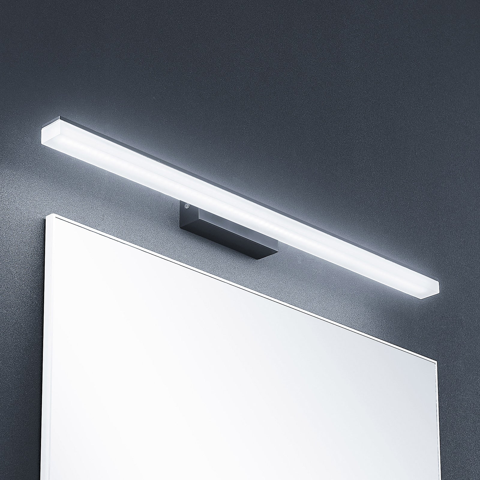 Nærbilde av LED vegglampe Lisana svart/hvit 75 cm