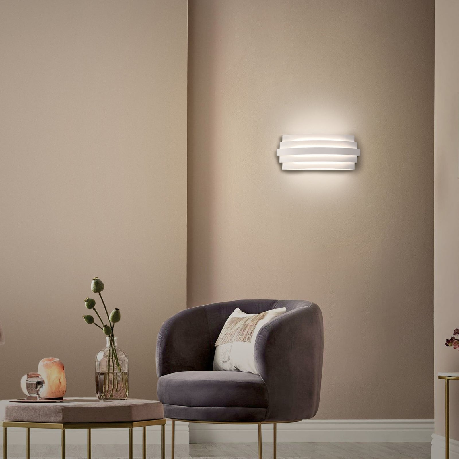 LED vegglampe Luxur hvit indirekte lys bakside