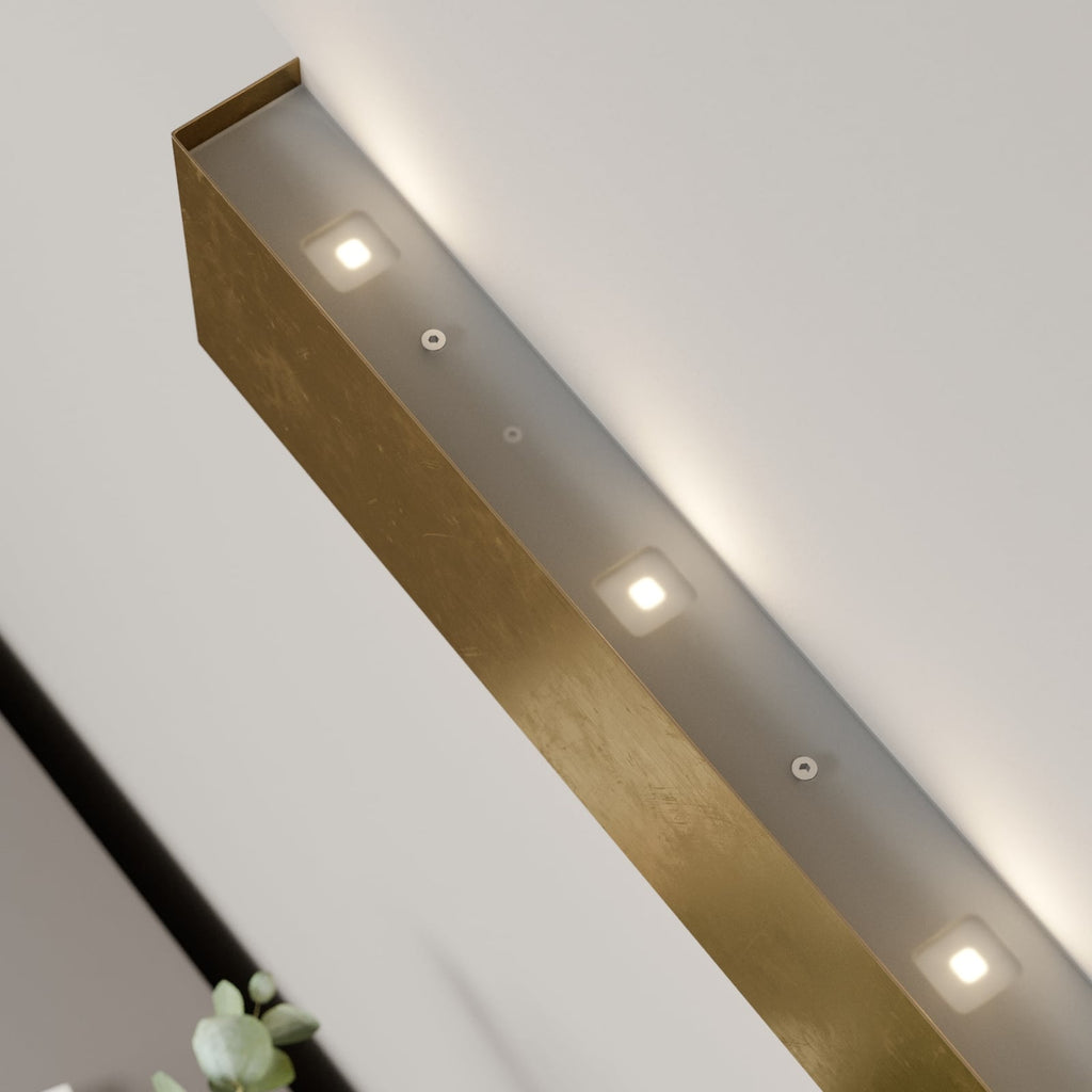 LED vegglampe Maja dimbar gull antikk 54 cm bred monteringsdetalj