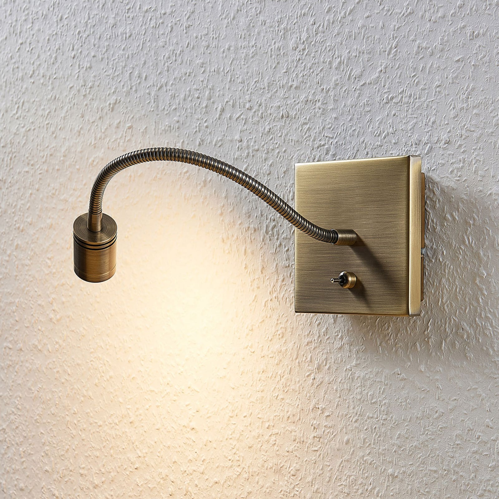 LED vegglampe Mayar leselampe messing fleksibel 11 cm fleksibel arm