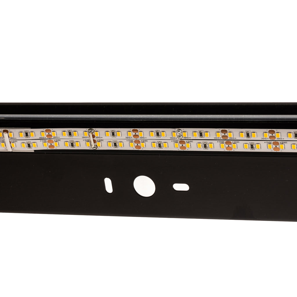 LED vegglampe Mera 80 cm svart 4000K nøytralhvit nærbilde av lyskilde
